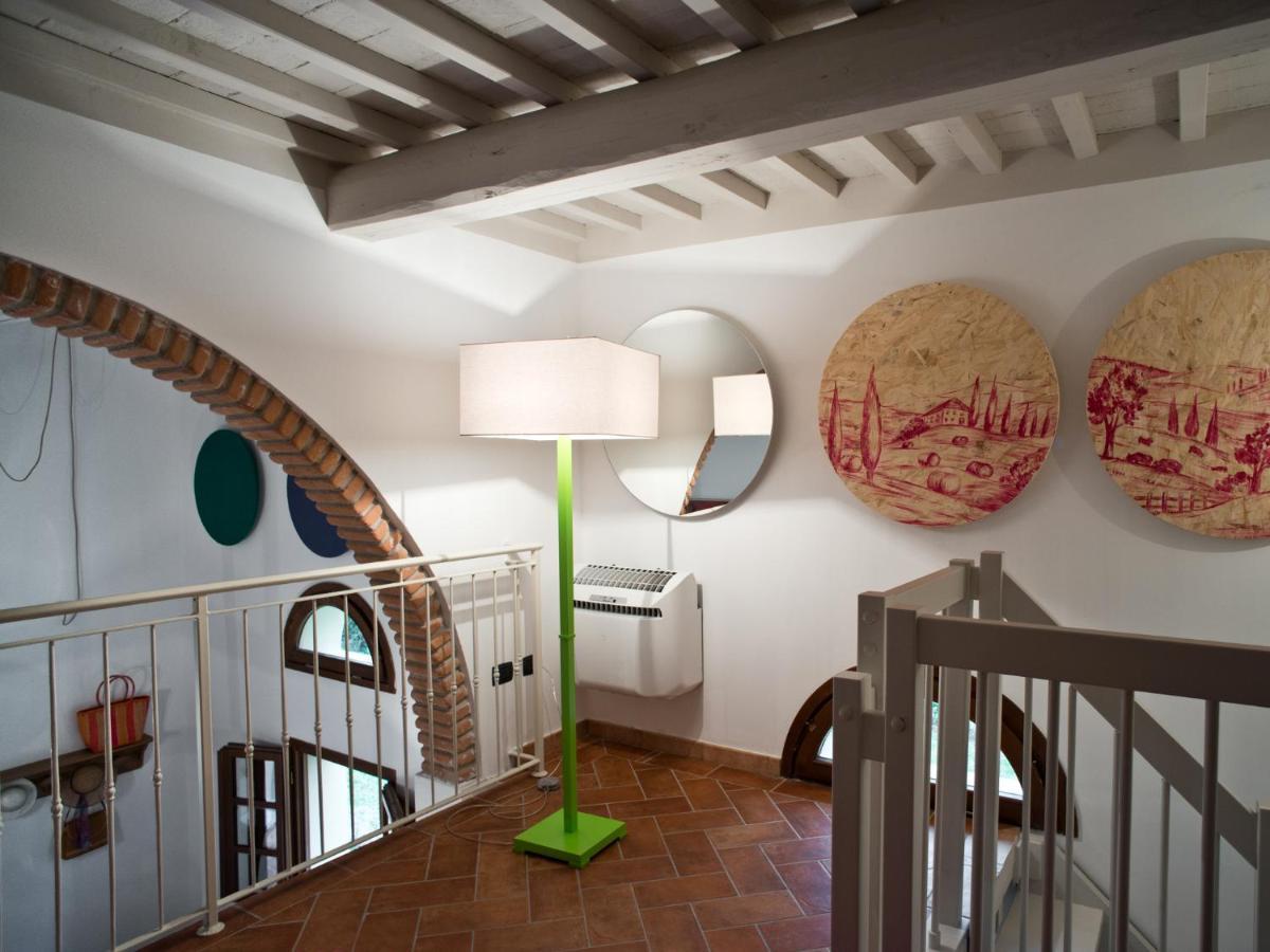 San Ruffino Apartments ラーリ エクステリア 写真