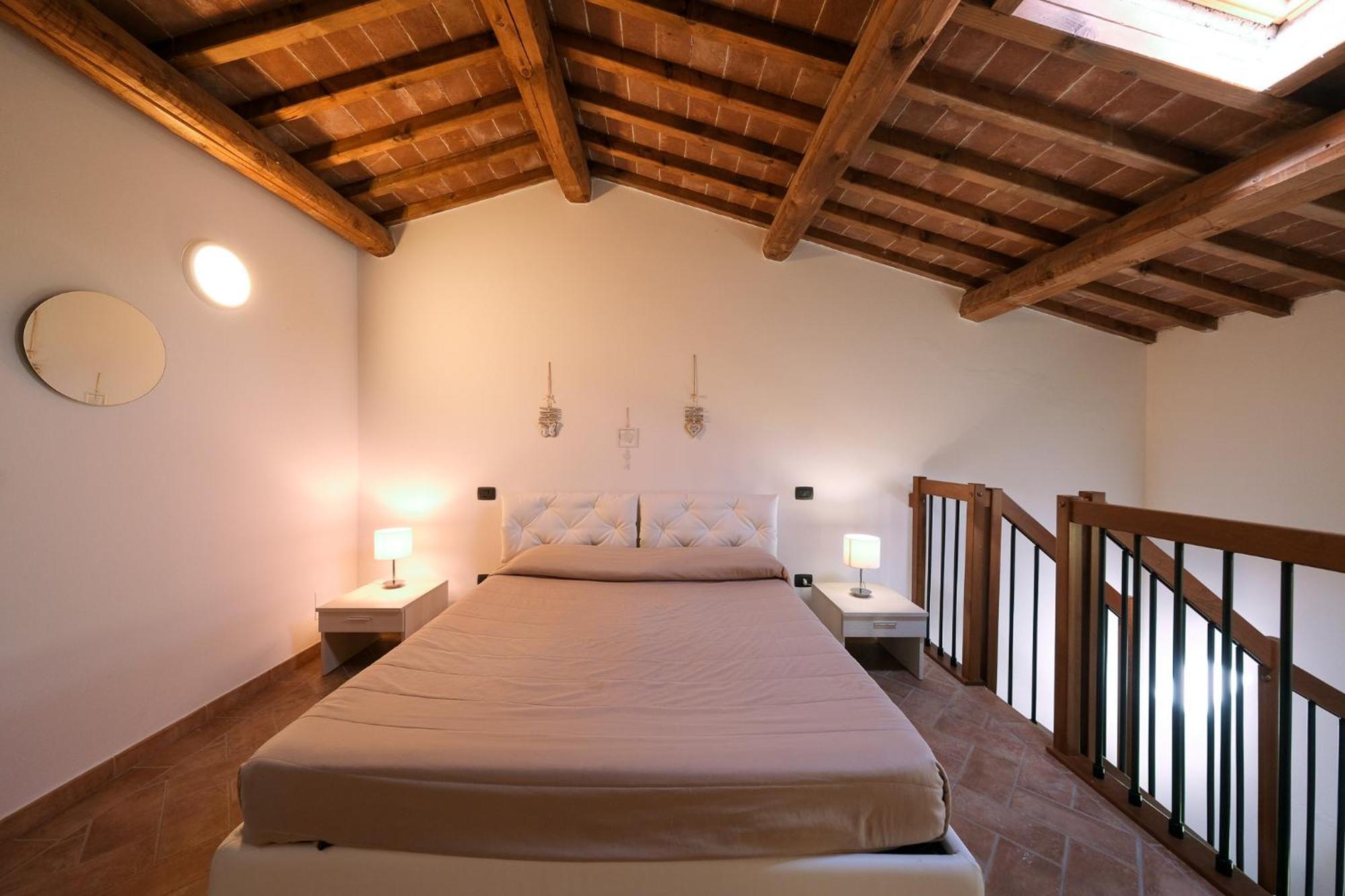 San Ruffino Apartments ラーリ エクステリア 写真